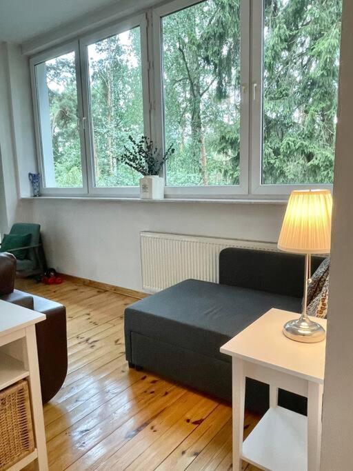 Beautiful Villa With Garden In Milanowek エクステリア 写真